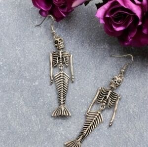 MODCLOTH MERMAID SKELETON EARRINGS 1